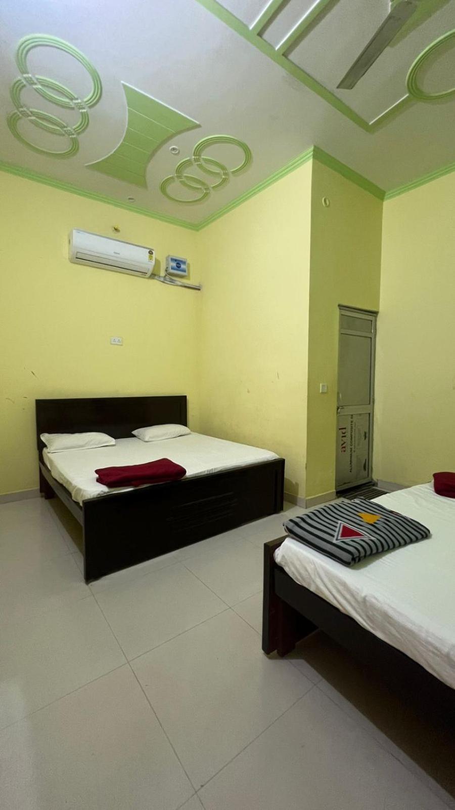 Hotel Vijay Palace Ayodhya Экстерьер фото