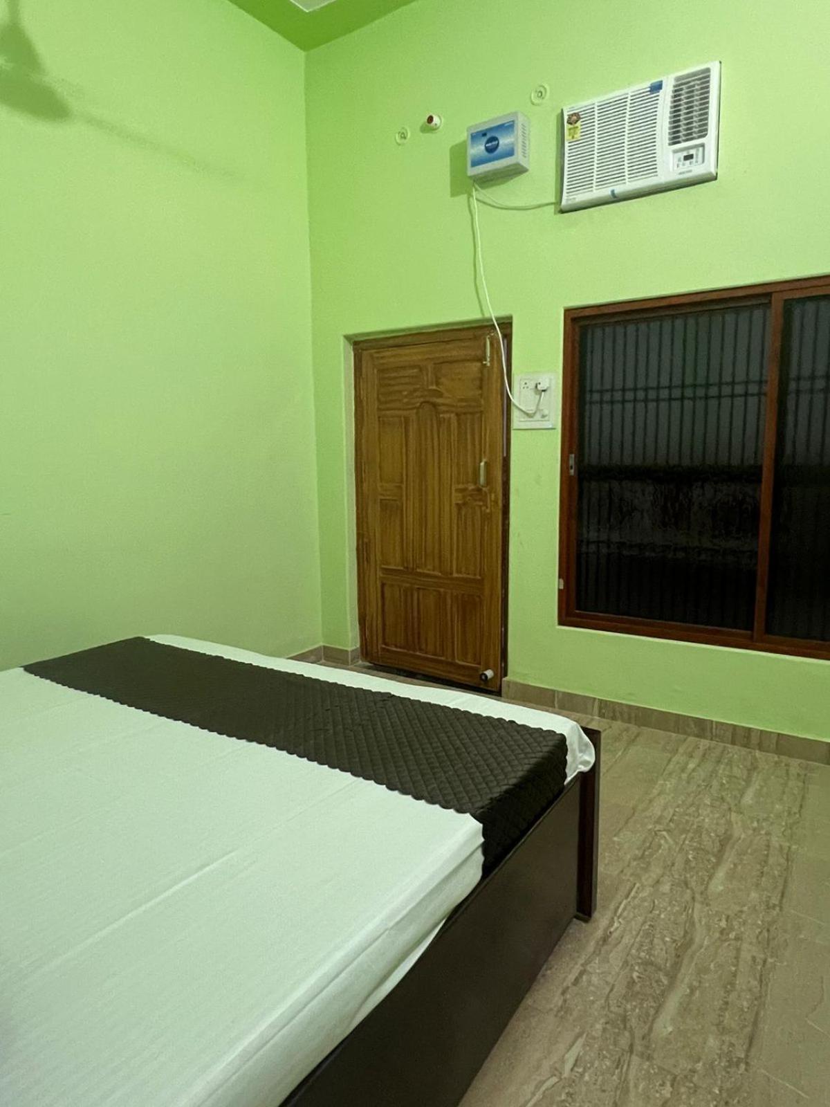 Hotel Vijay Palace Ayodhya Экстерьер фото