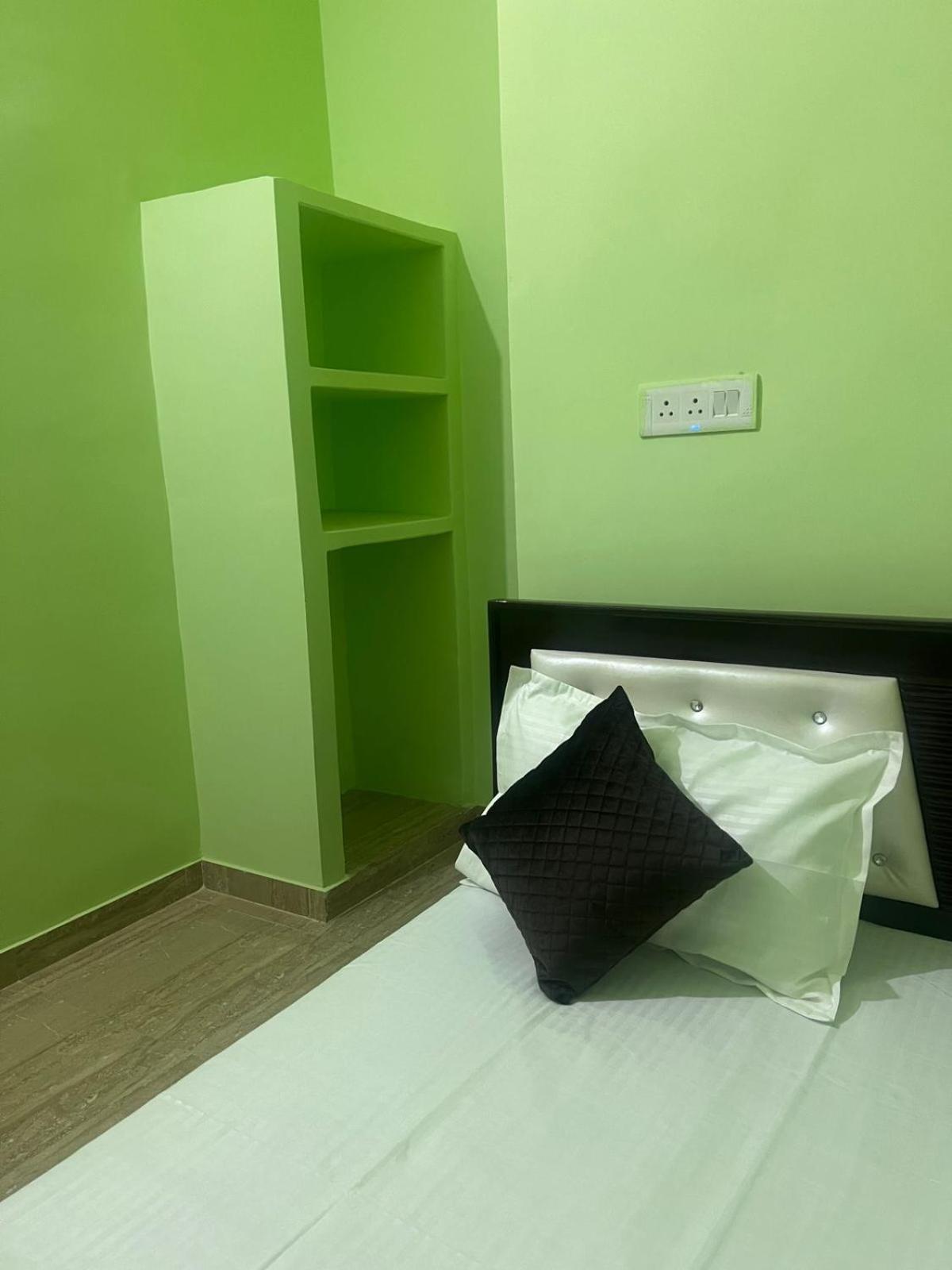 Hotel Vijay Palace Ayodhya Экстерьер фото