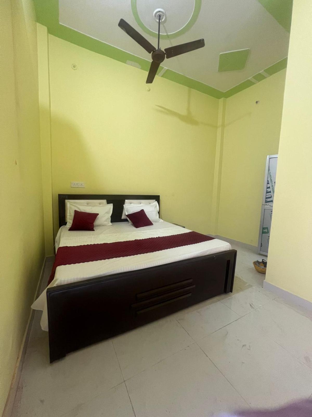 Hotel Vijay Palace Ayodhya Экстерьер фото